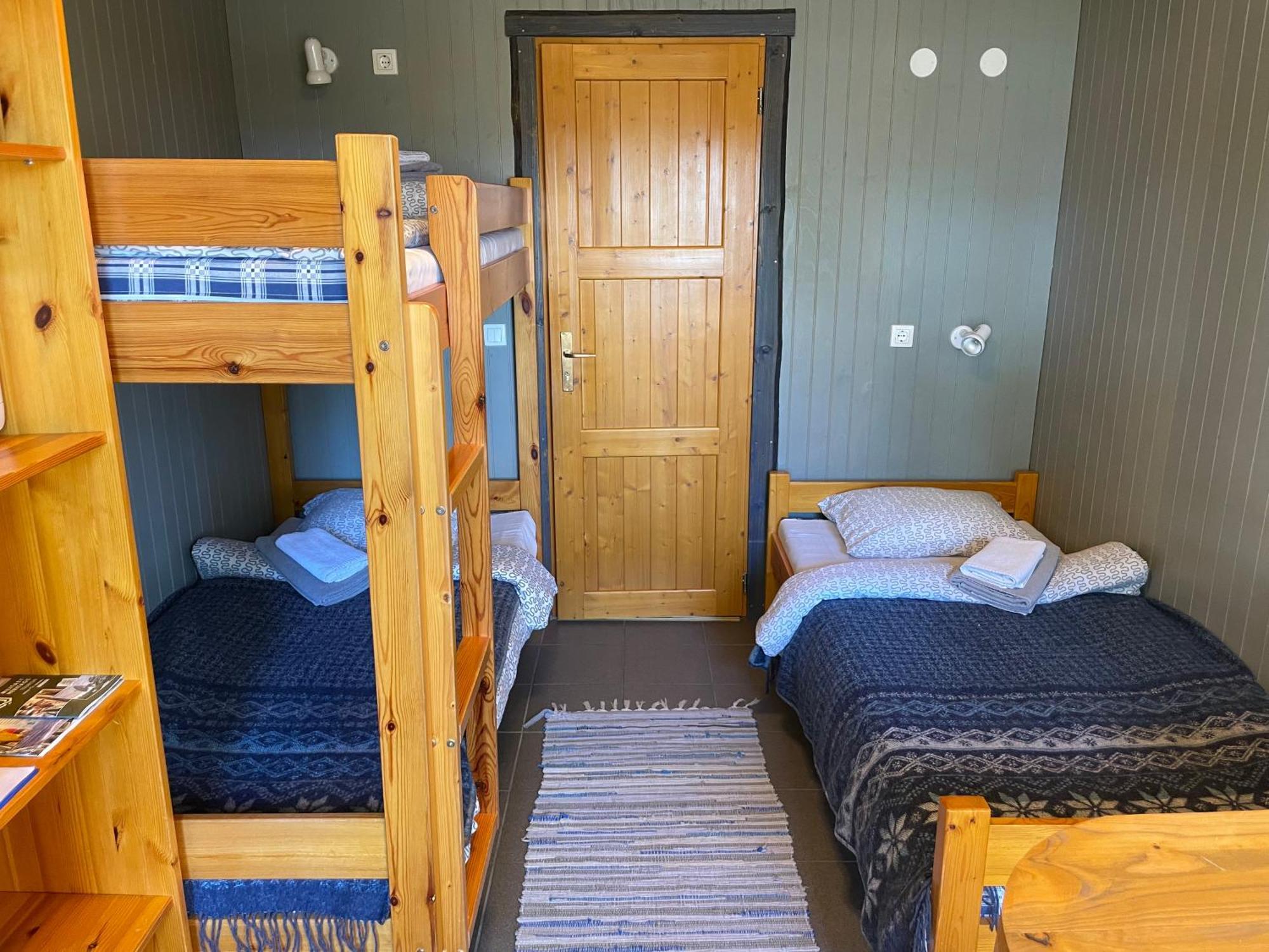 Hostel Kalameeste Maja ムストベー エクステリア 写真