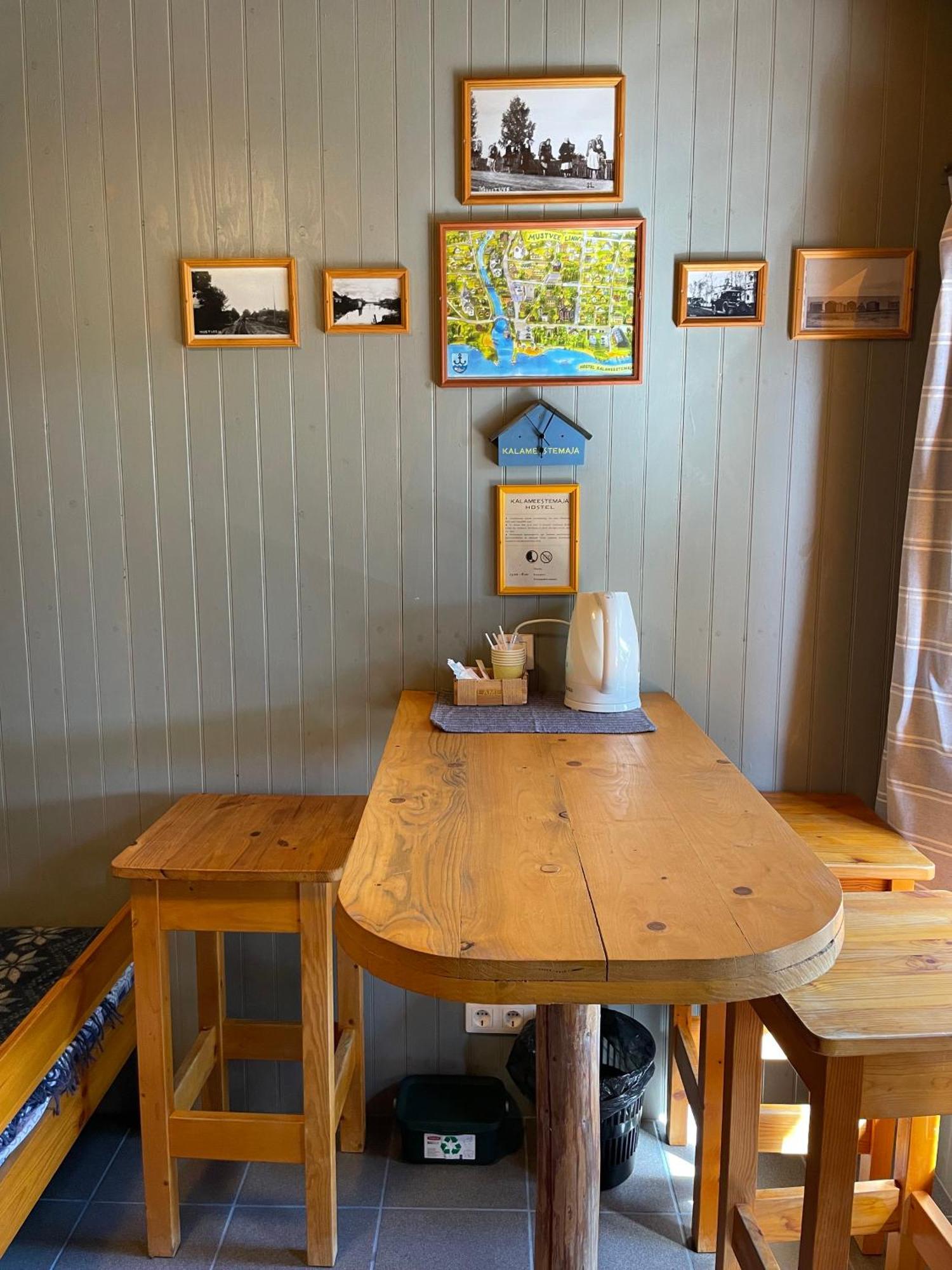 Hostel Kalameeste Maja ムストベー エクステリア 写真