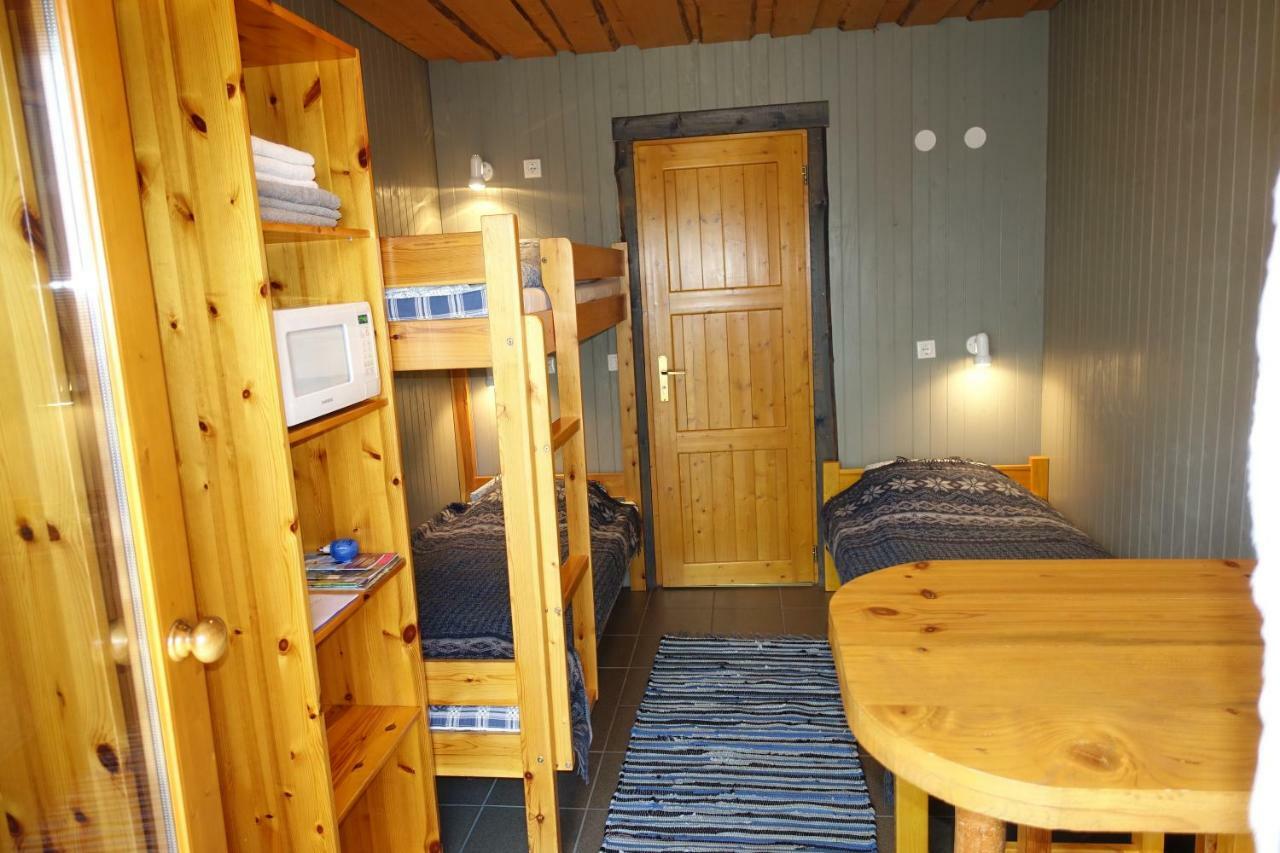 Hostel Kalameeste Maja ムストベー 部屋 写真